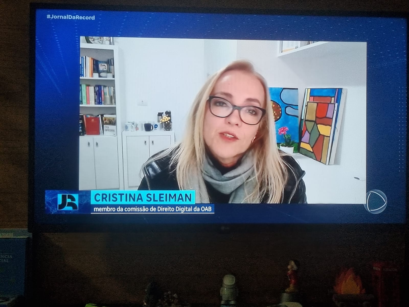 Dra. Cristina Sleiman em entrevista para televisão